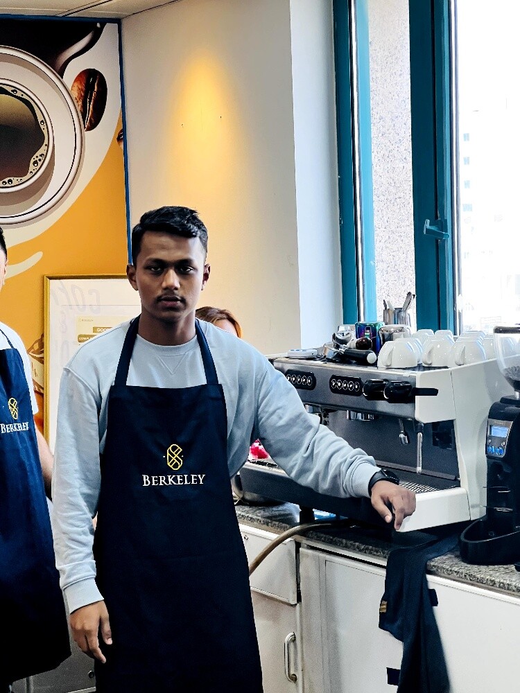 im looking for barista job - 1