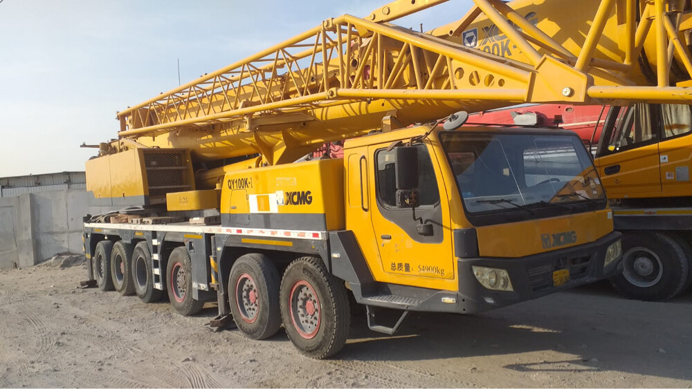 2014 XCMG 100-Ton Mobile Crane - 6