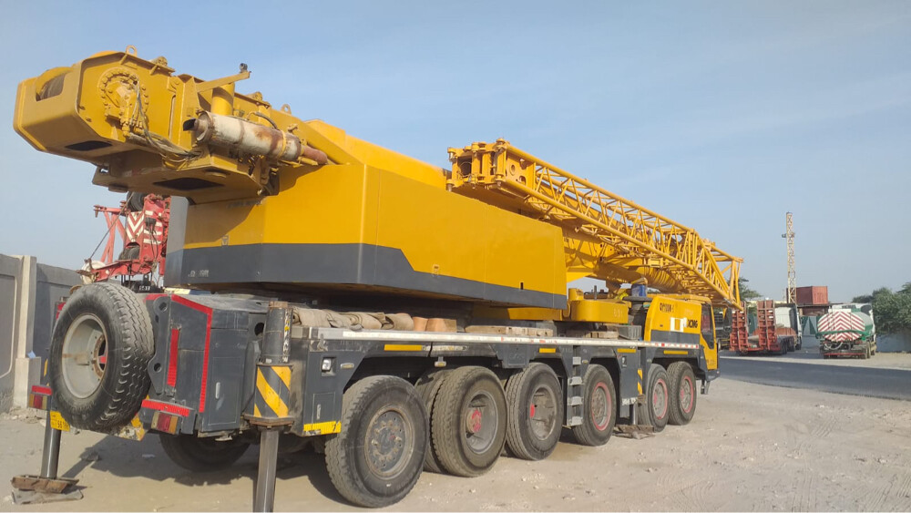 2014 XCMG 100-Ton Mobile Crane - 5