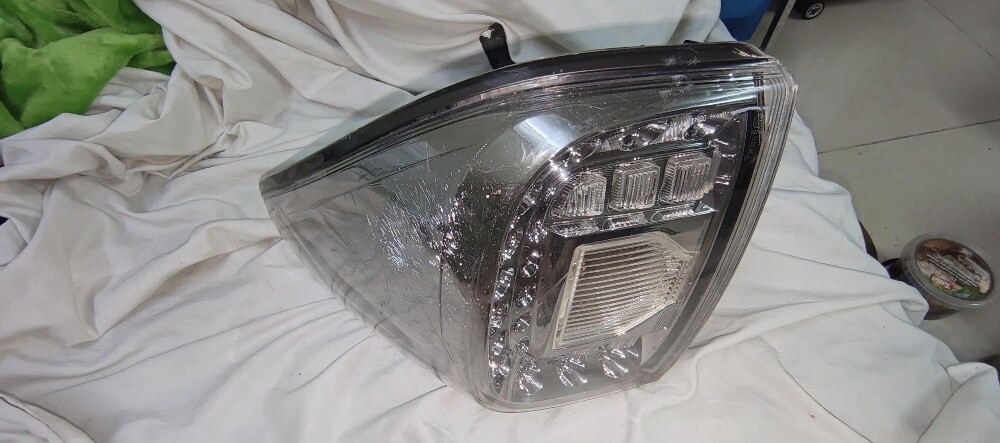 Nissan Patrol Y62 Right Tail Light - 6
