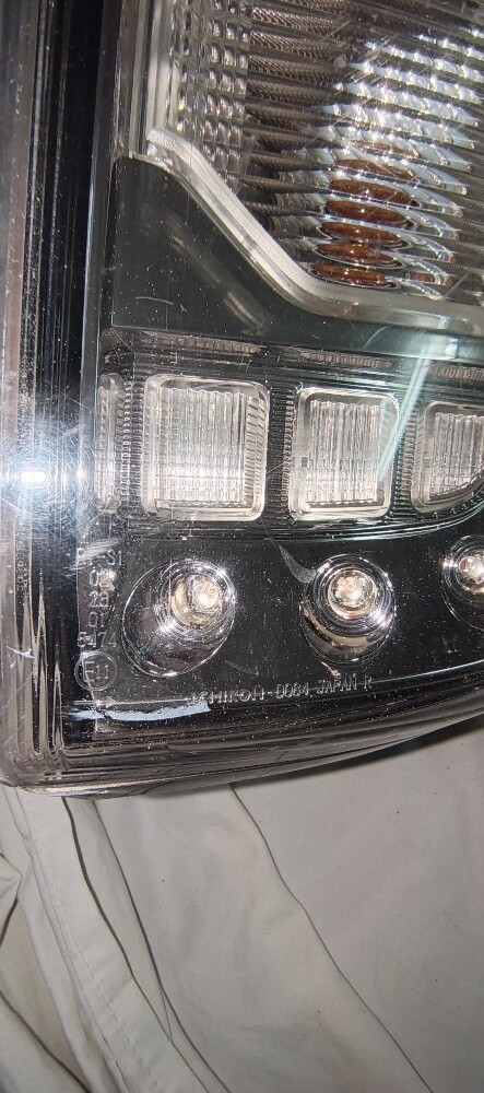 Nissan Patrol Y62 Right Tail Light - 3