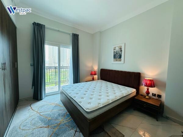 LUX 2BHK FURNISHED | PEARL ISLAND - 3