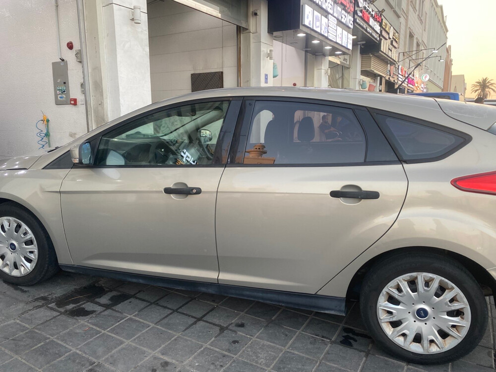ford focus - 1