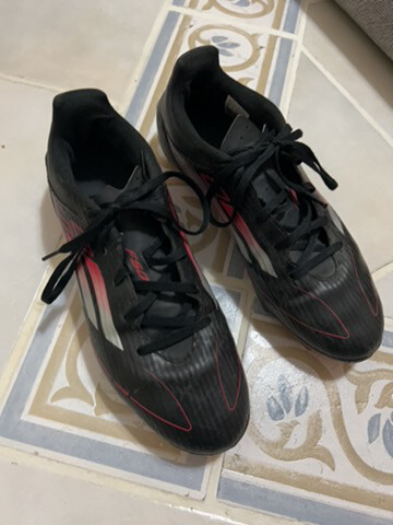 Football shoes addidas F50 - 1