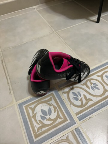 Football shoes addidas predators - 2