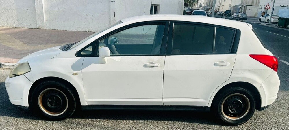 Nissan tide model 2008 - 6