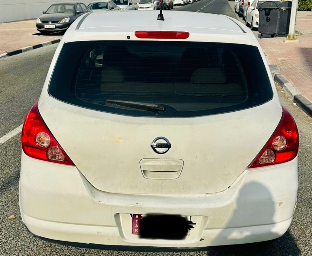 Nissan tide model 2008 - 2