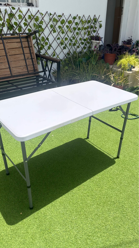 table for desktop and for trip - 1