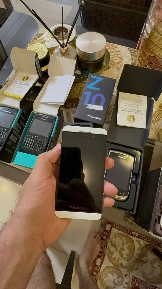 جوال بلاك بيري جديد - 10