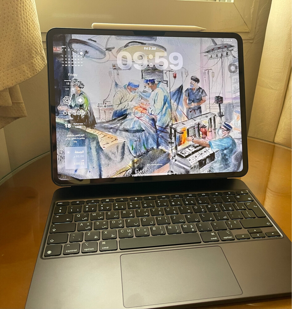 Apple Magic Keyboard for IPAD PRO  - 10