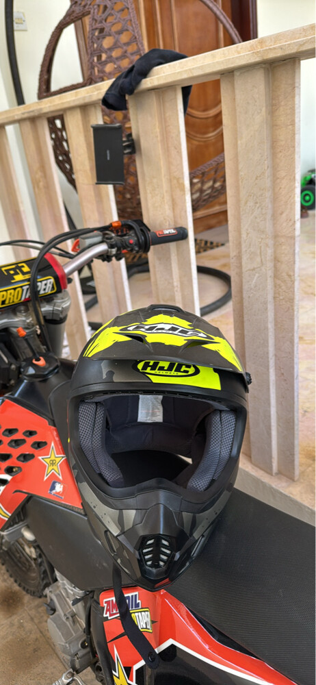 HJC Helmet (Motocross) Size M - 4