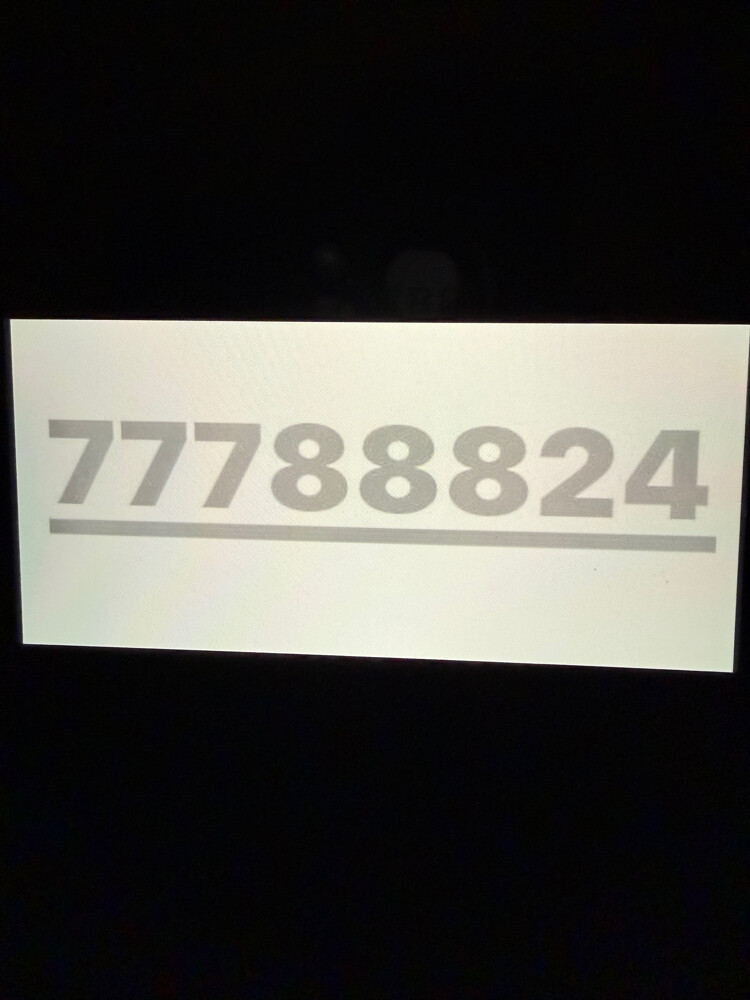 Vodafone number for sale - 1