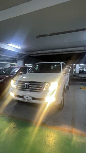 Land Crusier GXR V8 - 2010 model - 3