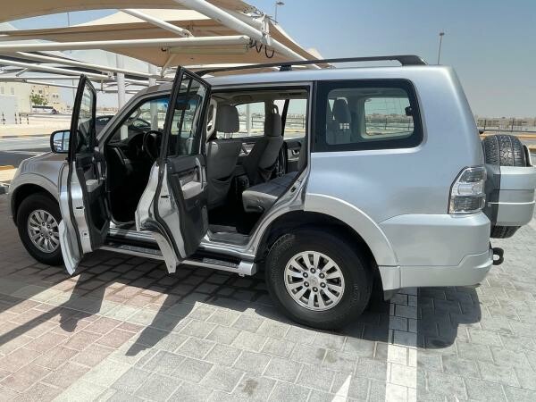 Mitsubishi Pajero 2014 GLS for sale - 5
