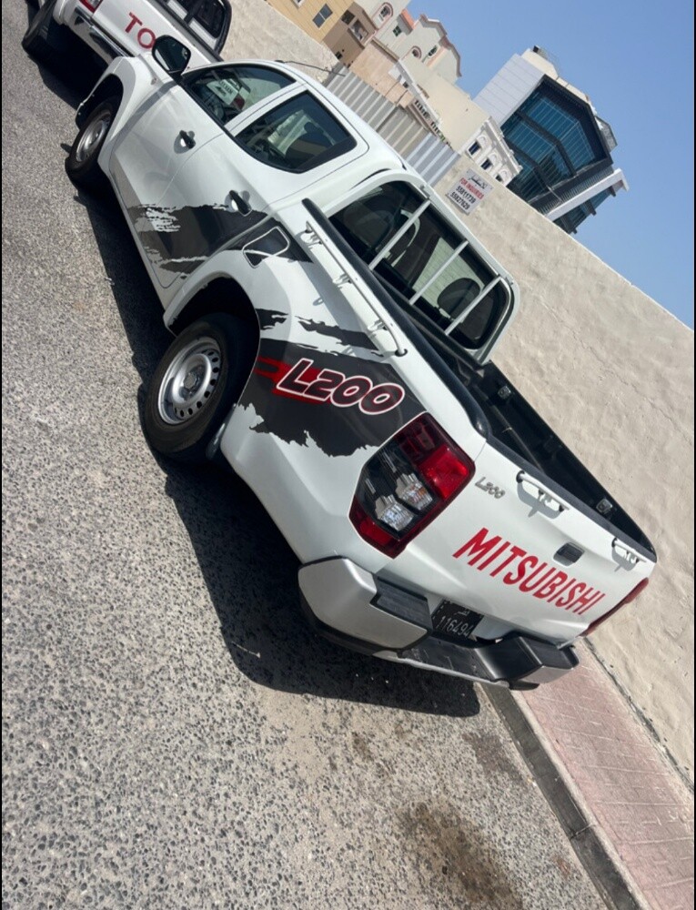 Mitsubishi pickup 2023 model - 5