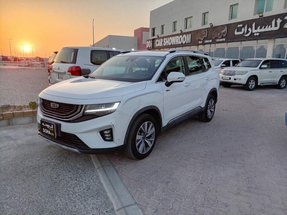 جيلي هاتش باك - 2