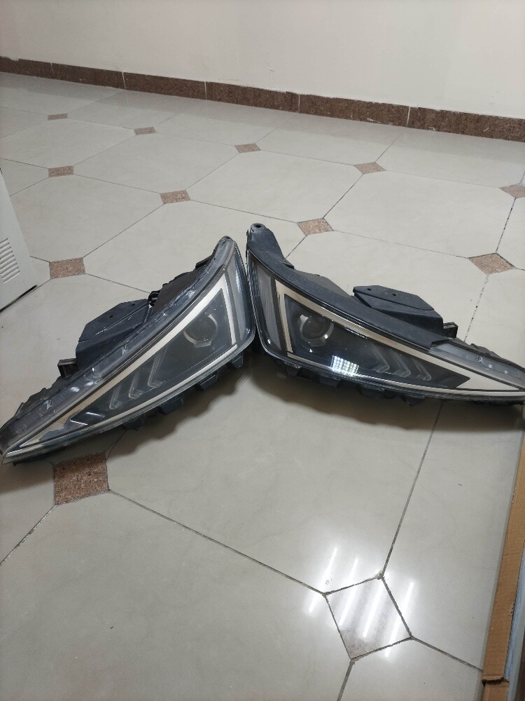 headlight for (Hyundai -Elantra) - 2
