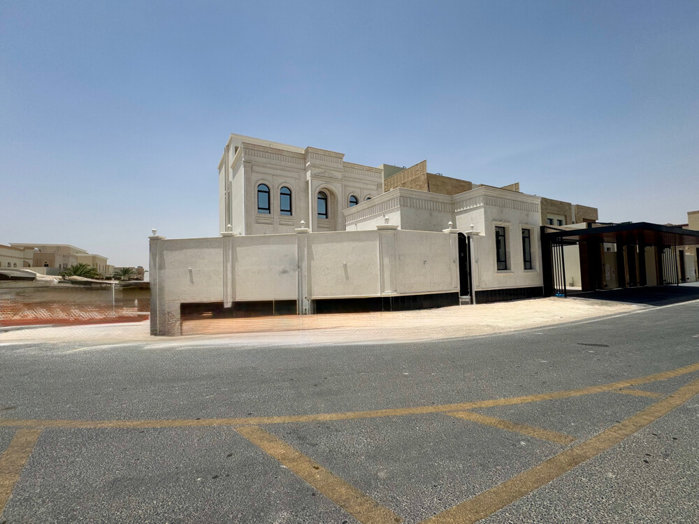 للبيع فيلا في مريخ تشطيب خاص - 4