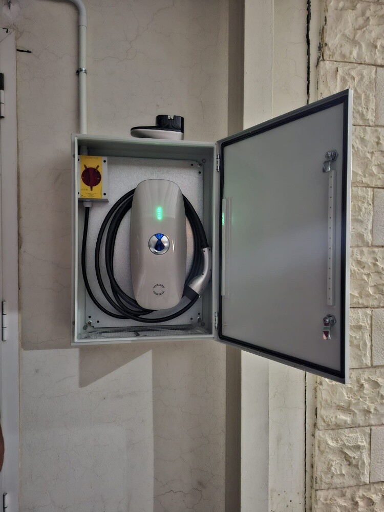 All elictric car charger installati - 2