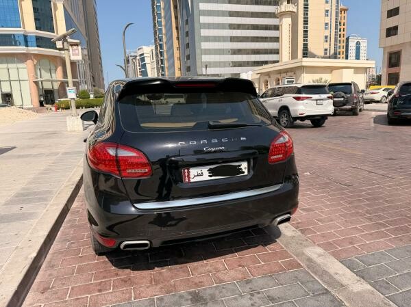 PORSCHE CAYENNE - 9