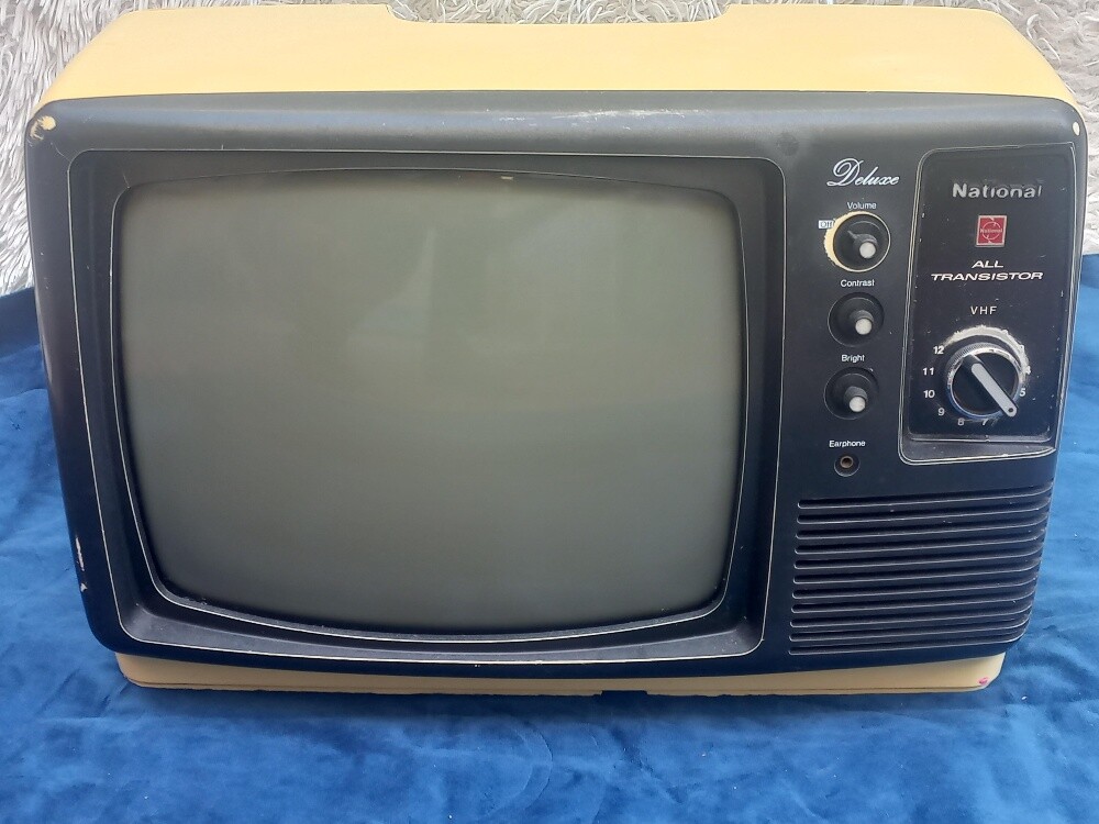 تحفة تلفزيون ناشيونال 1976 - 3
