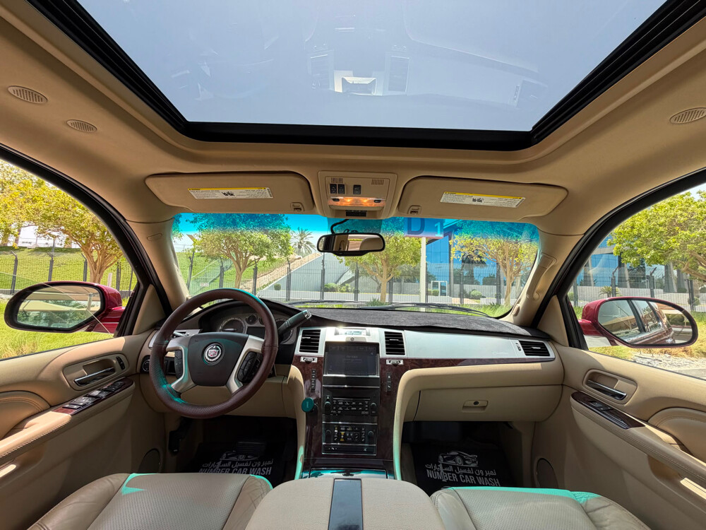 Cadillac Escalade - 9