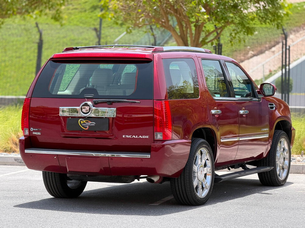 Cadillac Escalade - 5