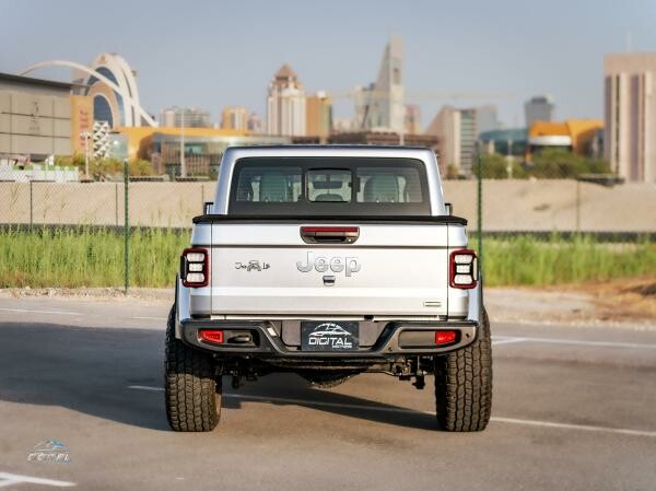 Jeep Gladiator - 8
