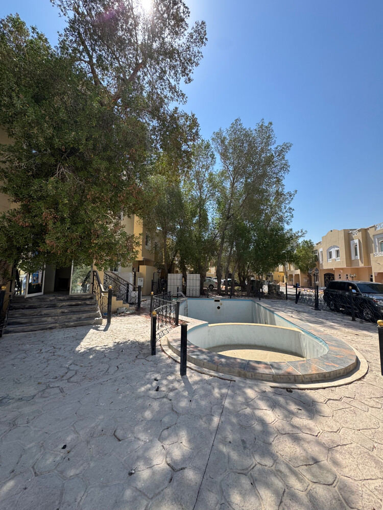 فلل ظمن مجمع للإيجار  - 3