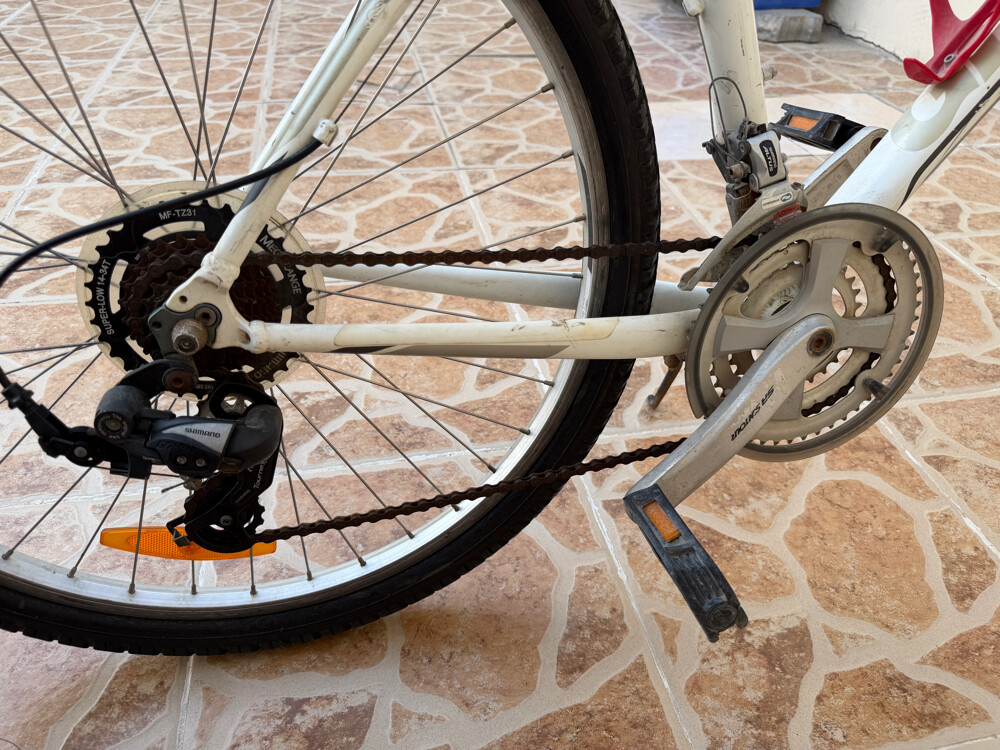 Giant Sedona hybrid bicycle - 5