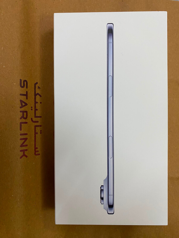 Iphone 17 Air sky blue 256 GB  - 1