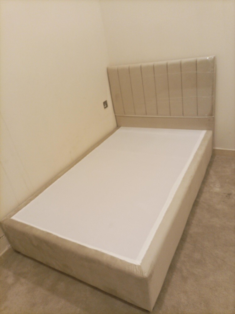 Bed & Masters available - 10