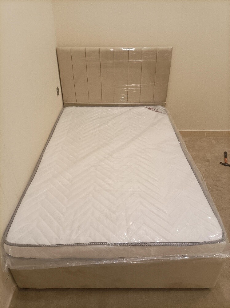 Bed & Masters available - 3