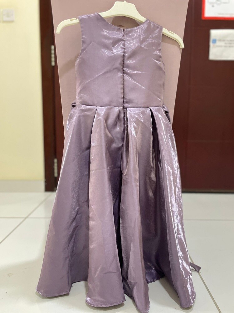 4 girls dresses - 10