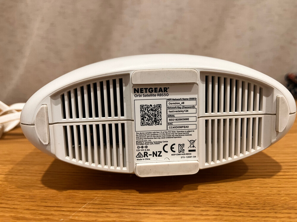 Orbi satellite RP550  - 5