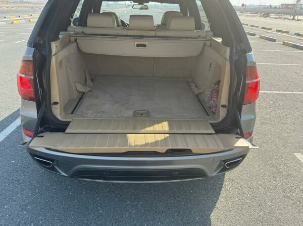 BMW X5 2012 5.0i V8 Twin Turbo - 8