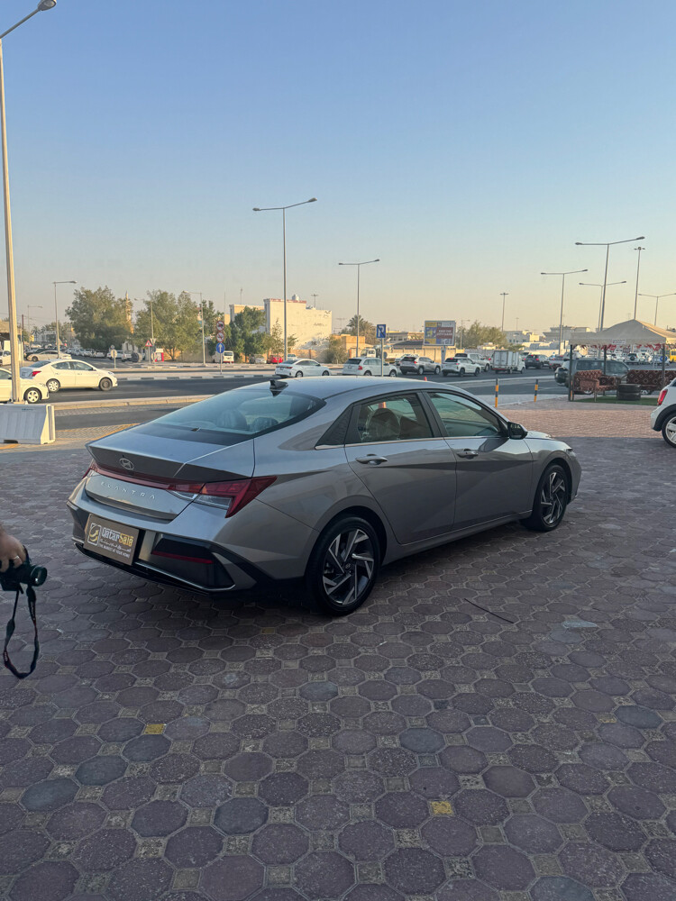 هيونداي إلنترا ٢٠٢٥ فئة اس اي ال - 4