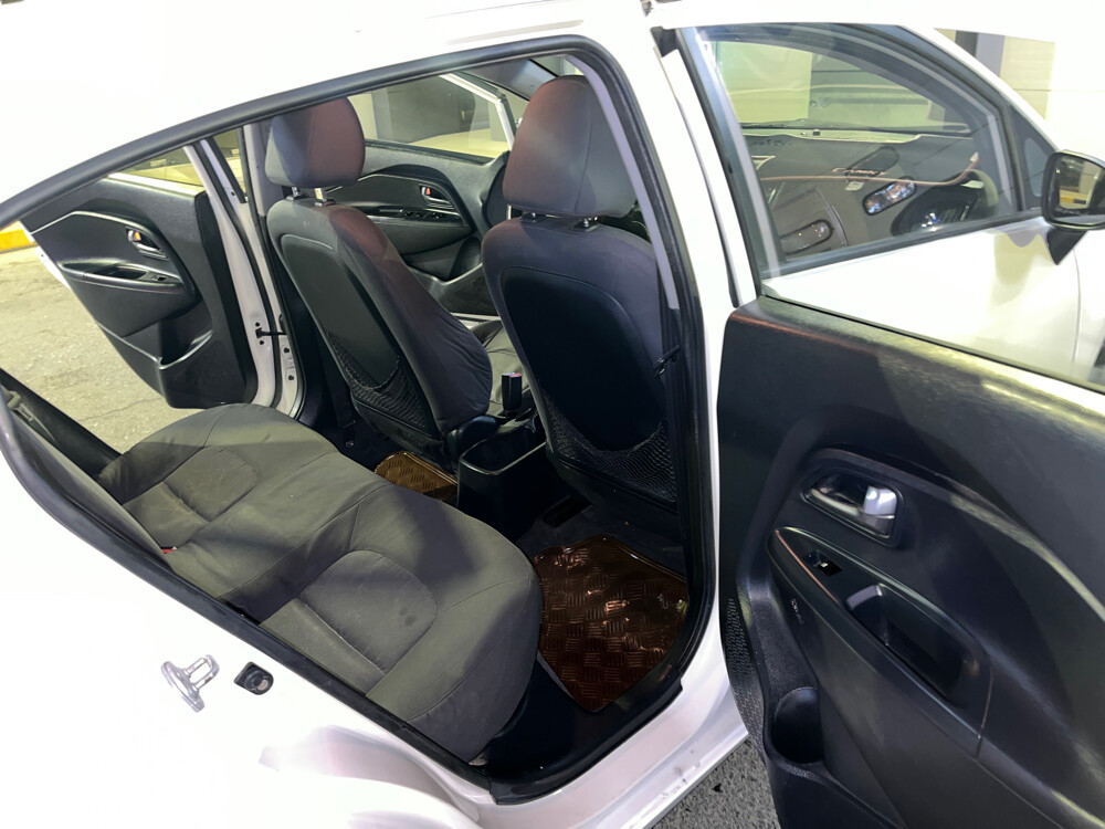 kia Motors Rio 2012 - 13