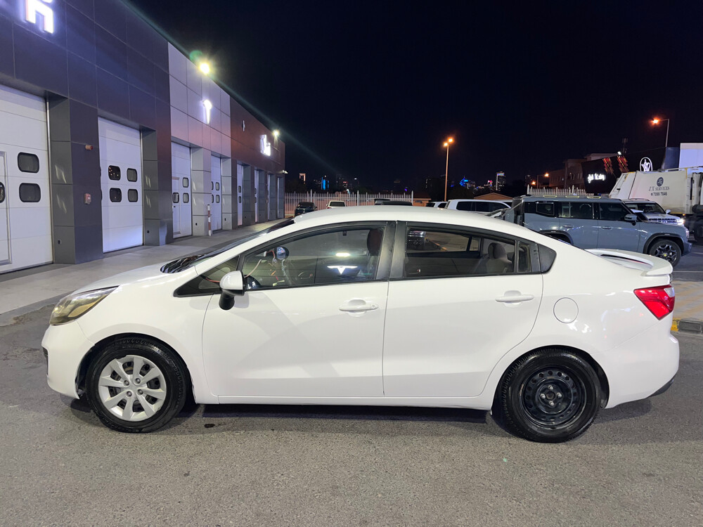 kia Motors Rio 2012 - 4