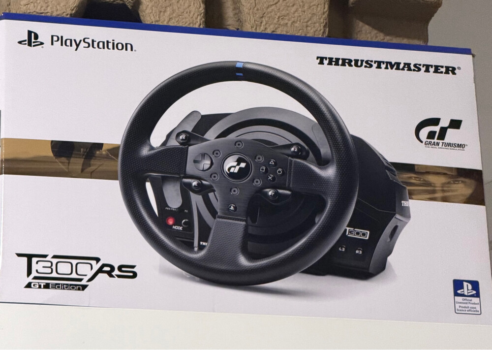 Thrustmaster T300RS - 4