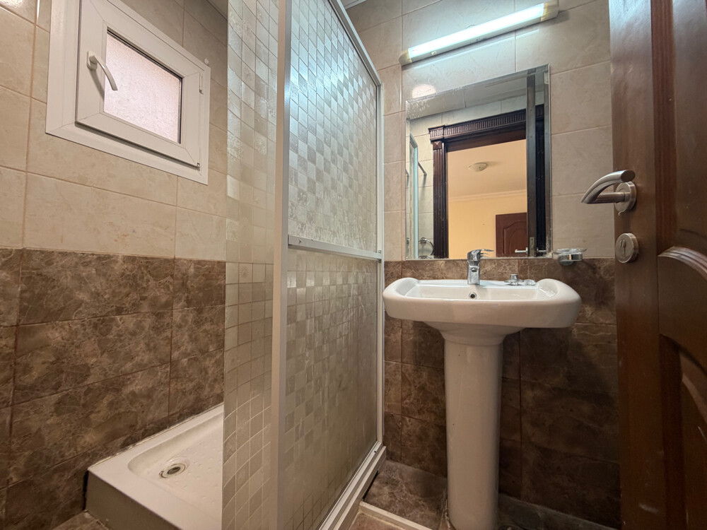 Apartment for Rent 3BHK Bin Mahmoud - 7