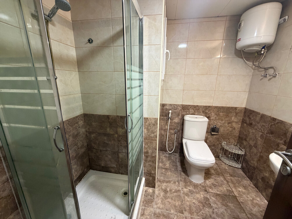 Apartment for Rent 3BHK Bin Mahmoud - 9