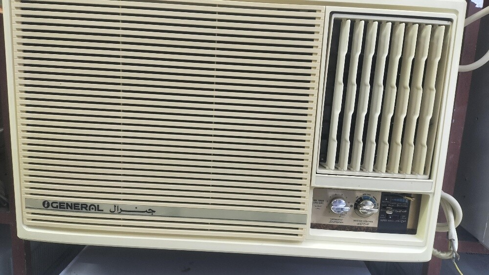 window ac for sall good condition - 2