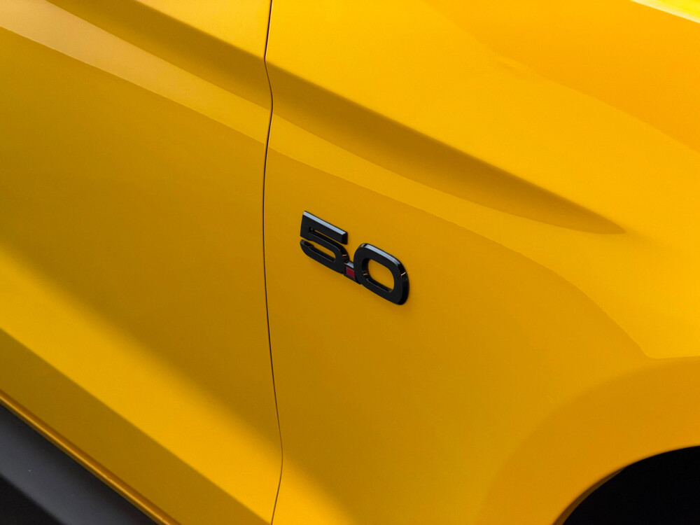 Ford Mustang - 18