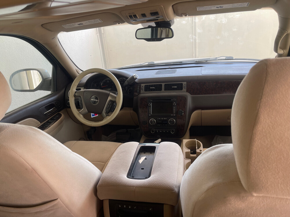 GMC Yukon Denali xl 2009 - 3
