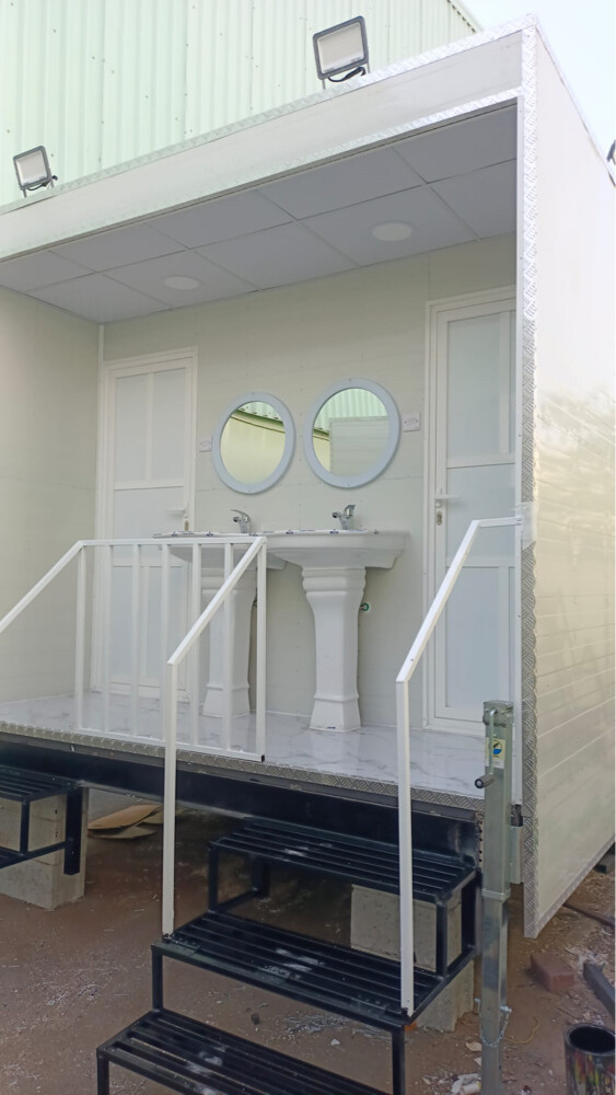Caravans kitchen toilet - 3