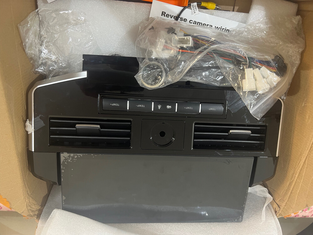 Land Cruiser screen new 12.1 inch - 4