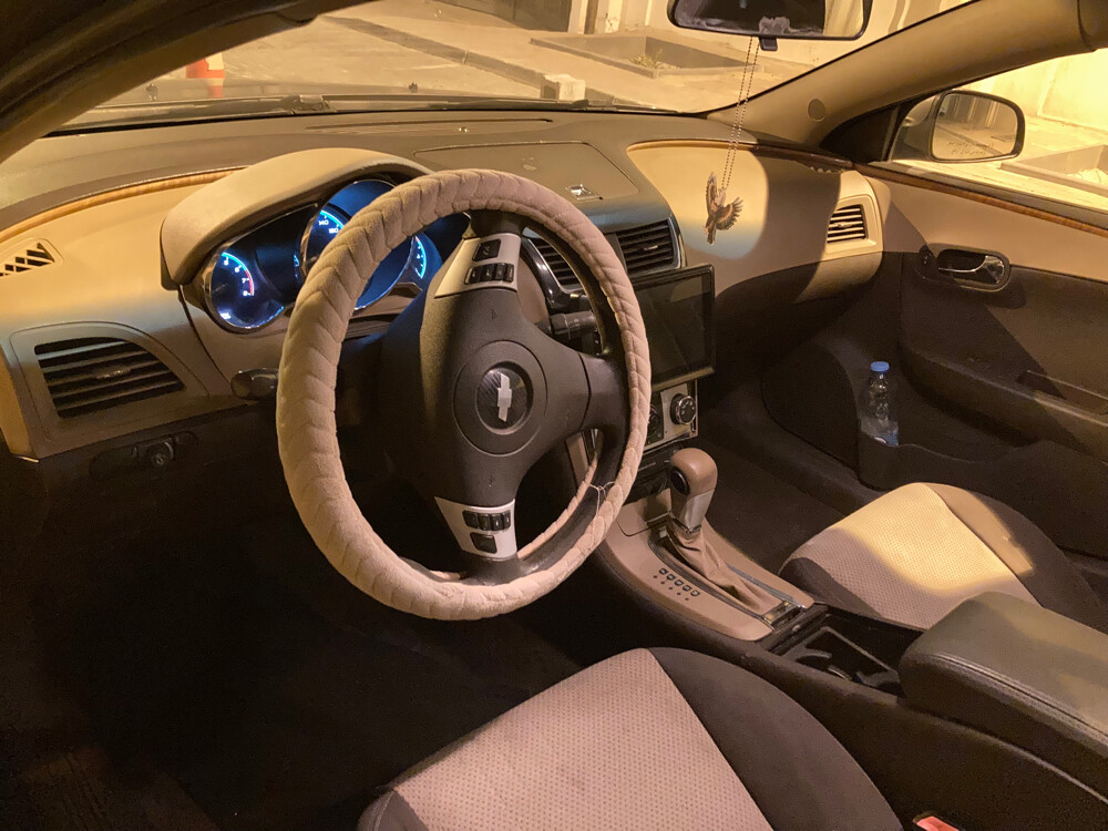 Chevrolet Malibu - 4