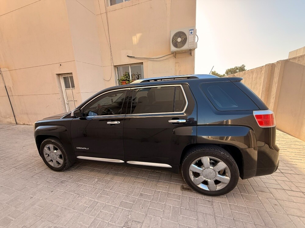 Black GMC Terrain Denali- 2013 Dec - 4