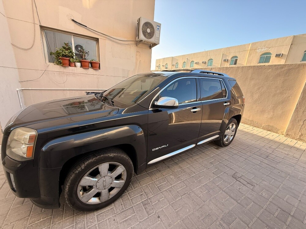 Black GMC Terrain Denali- 2013 Dec - 7
